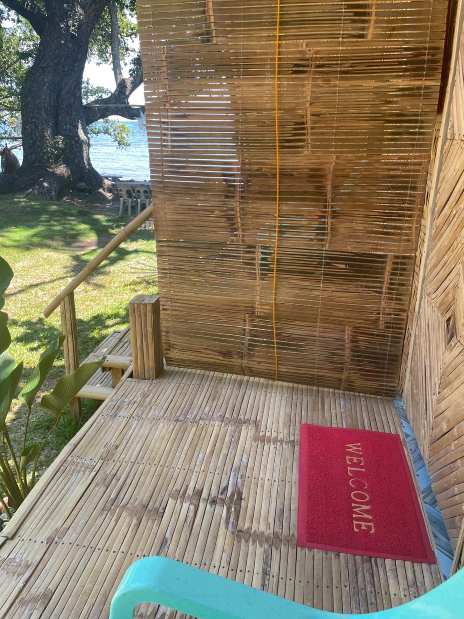 Borbon'S Treehouse By The Sea Bed & Breakfast Mambajao Bagian luar foto
